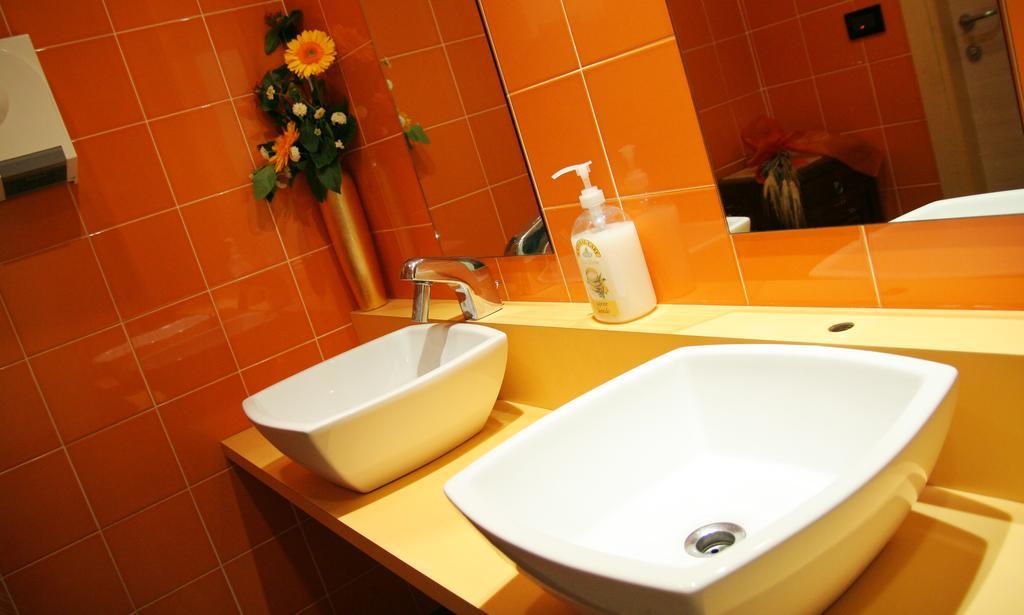 Hotel Villa Marina Wellness Spa 리미니 외부 사진